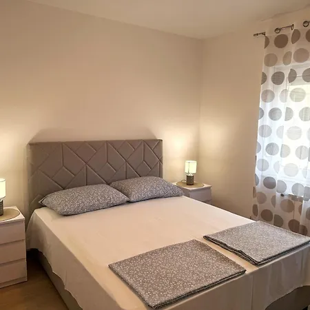 With Wifi - 5483 דירה